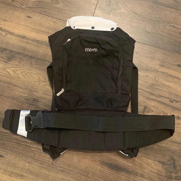 mothers on the move baby carrier